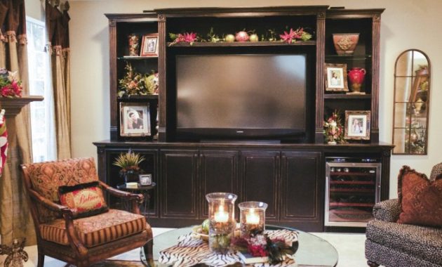 Christmas Decor Entertainment Center Ideas