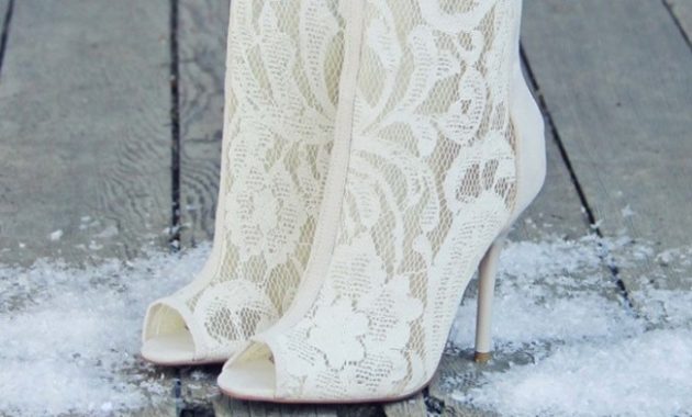 Winter Dress Shoes for Wedding A Style Guide