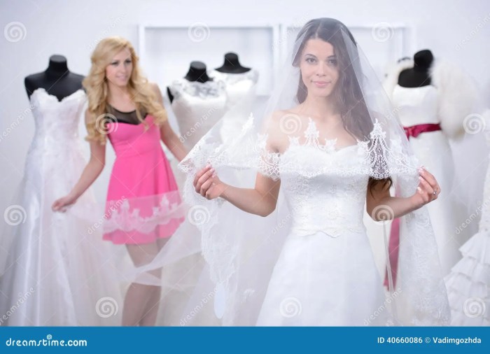 Buying a wedding dress online