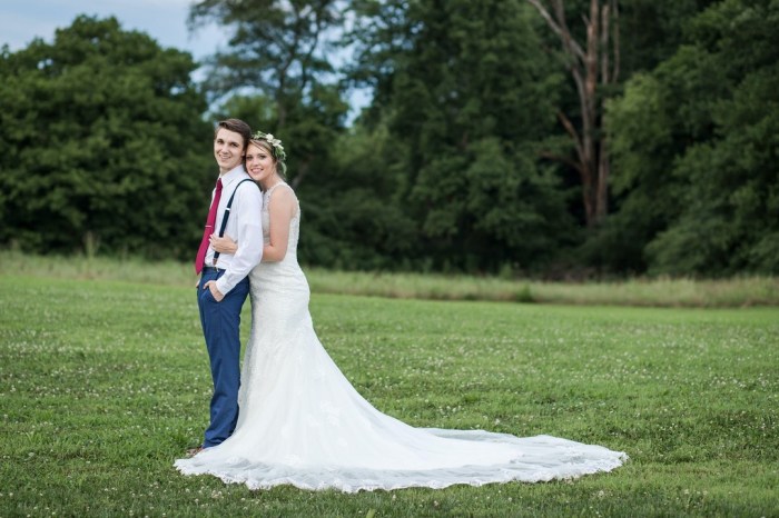 Ball gown wedding dress with detachable train